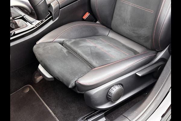 Mercedes-Benz A-Klasse 160 Advantage | AMG-line | Achteruitrijcamera | Lichtmetalen velgen | Navigatie | Parking support | Inclusief 24 maanden MB Certified garantie voor Europa.