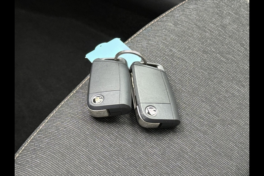 Škoda Kamiq BWJ 2022 | 1.5 TSI 150PK ACT Business Ed AUTOMAAT | CLIMA | NAVI | STOELVERW | DIGI DASH | PDC 2X |