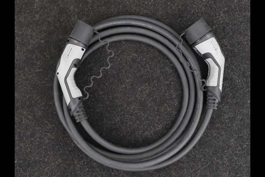 Hyundai IONIQ 5 Lounge 73kWh | Panoramadak | Stoelventilatie | Leder | Head-Up | Warmtepomp | Trekhaak | 360 Camera | Achterbankverwarming | Adaptive cruise | Navigatie | Full LED | Carplay