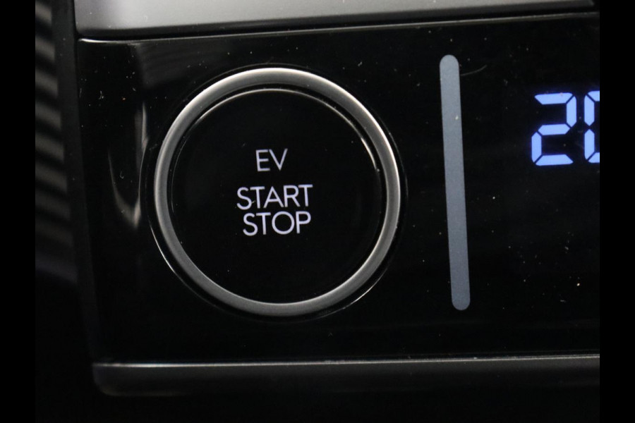 Hyundai IONIQ 5 Lounge 73kWh | Panoramadak | Stoelventilatie | Leder | Head-Up | Warmtepomp | Trekhaak | 360 Camera | Achterbankverwarming | Adaptive cruise | Navigatie | Full LED | Carplay