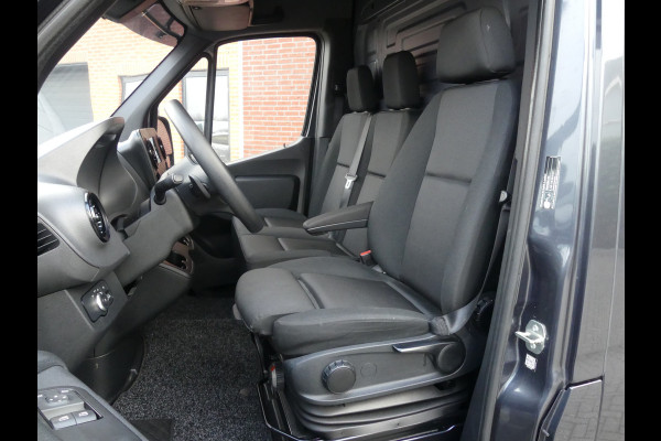 Mercedes-Benz Sprinter 319 CDI 190PK L2H2 LED/PDC/Navi/Camera