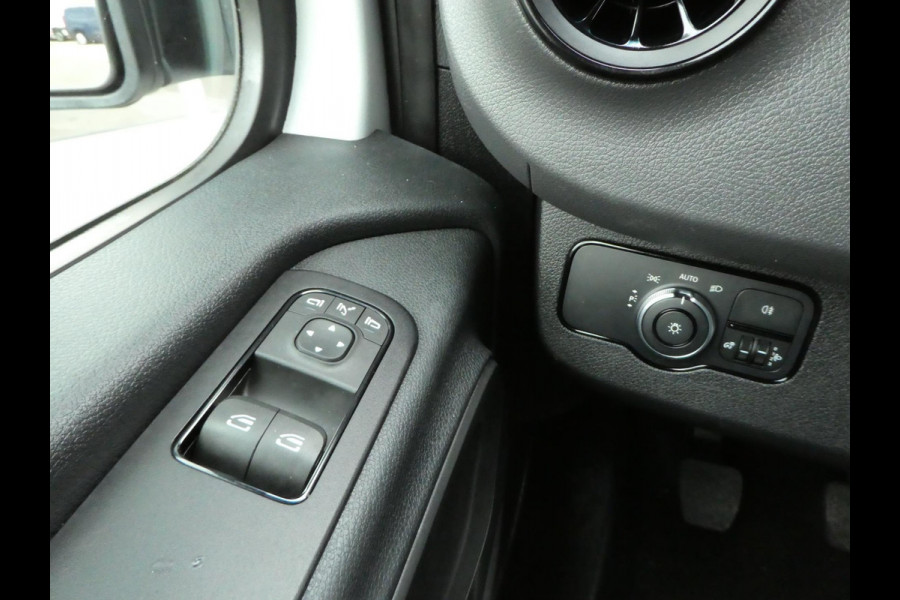 Mercedes-Benz Sprinter 314cdi L2H1 met Airco, Navigatie, Cruisecontrol.