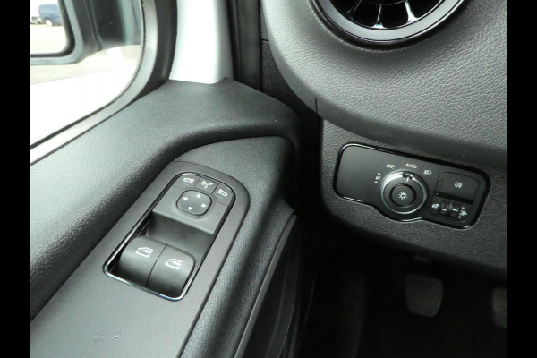 Mercedes-Benz Sprinter 314cdi L2H1 met Airco, Navigatie, Cruisecontrol.