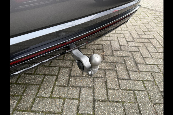 Volkswagen Touareg 3.0 TSi eHybrid 4MOTION R TREKHAAK PANO luchtvering