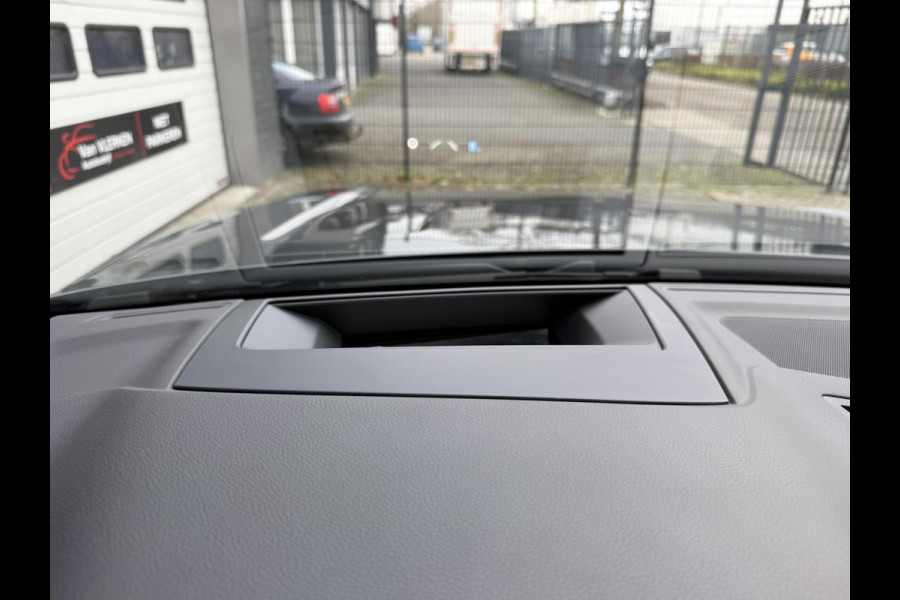 Volkswagen Touareg 3.0 TSi eHybrid 4MOTION R TREKHAAK PANO luchtvering