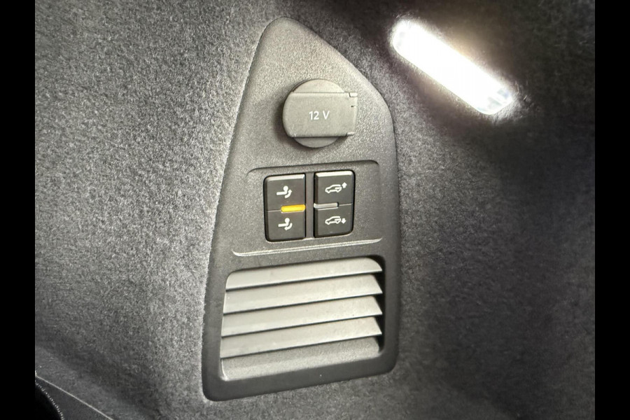 Volkswagen Touareg 3.0 TSi eHybrid 4MOTION R TREKHAAK PANO luchtvering