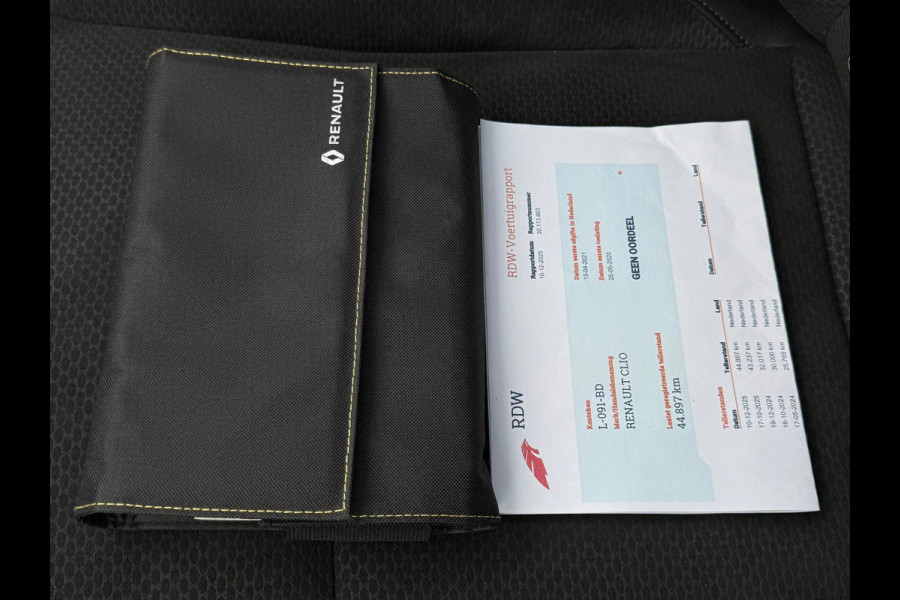 Renault Clio 1.0 TCe Intens, NAVIGATIE, climaat controle, digitaal cockpit, sensoren, 1/2 lederen sportinterieur, luxe uitvoering