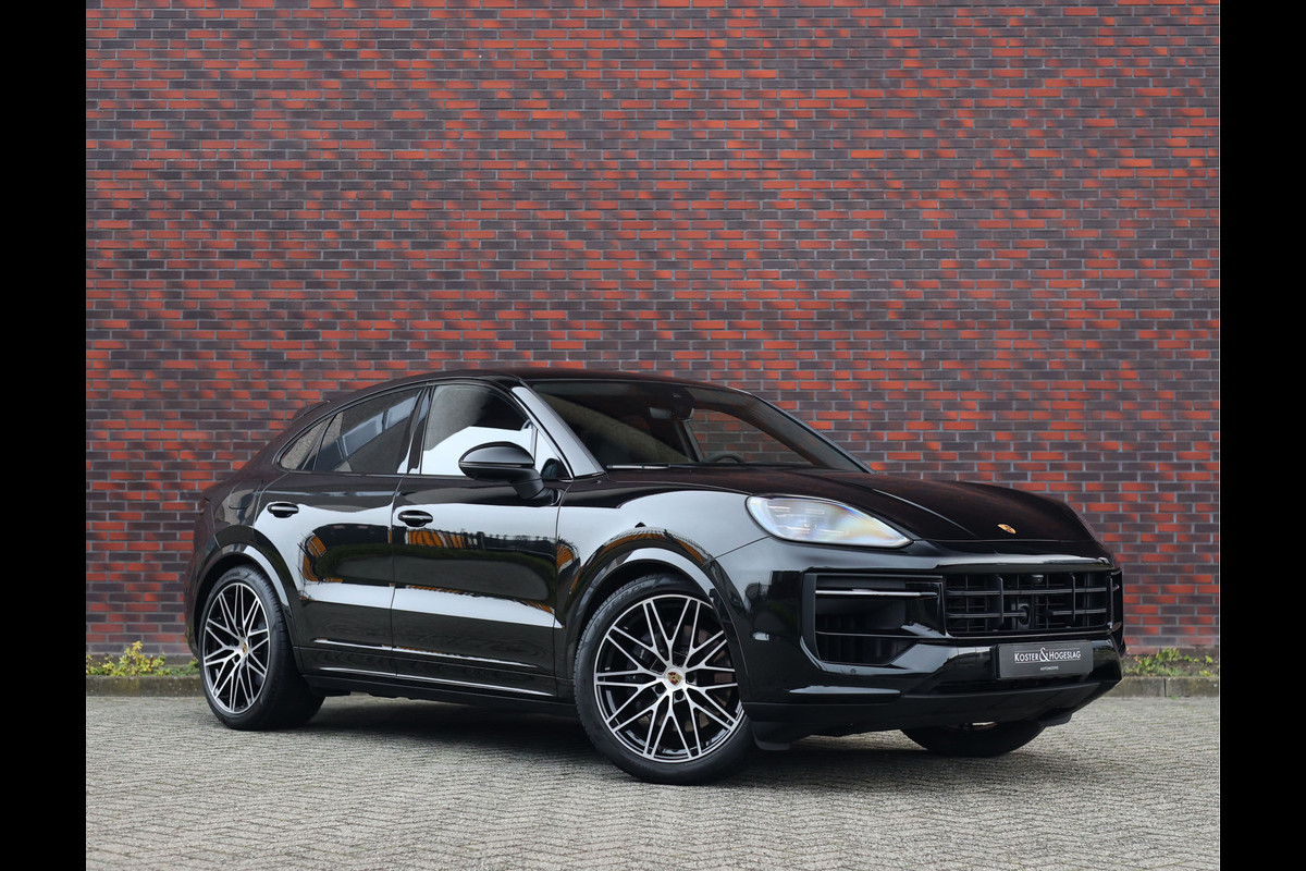 Porsche Cayenne Coupé 3.0 E-Hybrid | Sport Chrono - Passenger Display