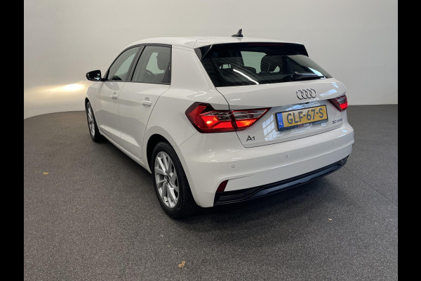 Audi A1 Sportback 30 TFSI 110pk S-Tronic Advanced edition Navigatie Apple Carplay / Android Auto Climate Control Camera Parkeer sensoren Dab
