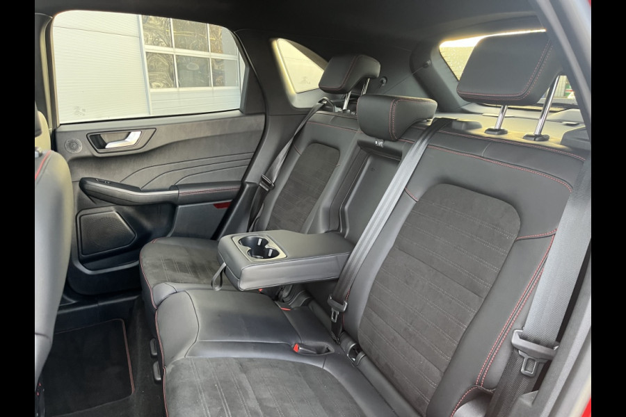 Ford Kuga 2.5 HEV ST-Line X PANODAK, TREKHAAK, WINTER-TECHPACK, ALL SEASON