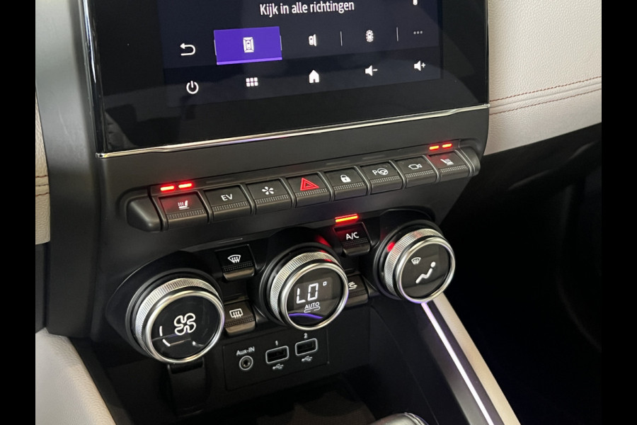 Renault Clio 1.6 E-Tech Hybrid 140 Initiale Paris | Groot Navi | Bose | 360 | PDC V+A | Stoel & stuurverwarming | 17" | 100% Dealer onderhouden!