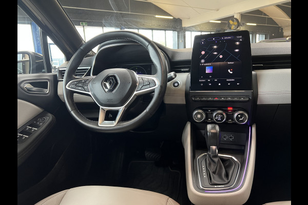Renault Clio 1.6 E-Tech Hybrid 140 Initiale Paris | Groot Navi | Bose | 360 | PDC V+A | Stoel & stuurverwarming | 17" | 100% Dealer onderhouden!