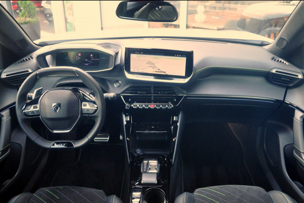 Peugeot 2008 1.2 Hybrid 136 GT | Navigatie | 360 Gr Camera | Adaptieve CC