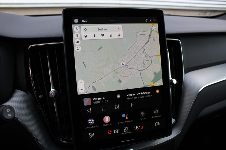 Volvo XC60 2.0 T8 Plug-in hybrid AWD Plus Black Edition | MY2026 | Nieuw | Luchtvering | 360 Camera | Head-up | H&K