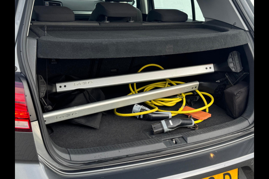 Volkswagen e-Golf e-Golf NL-AUTO | CARPLAY | ACC
