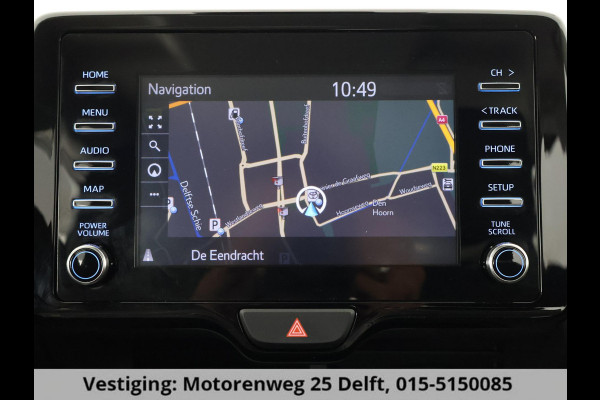Toyota Yaris 1.5 HYBRIDE GRAYLINE NAVIGATIE GARANTIE TOT 2033 ! CAMERA.CRUISE. CLIMA.ALS NIEUW !