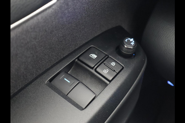 Toyota Yaris 1.5 HYBRIDE GRAYLINE NAVIGATIE GARANTIE TOT 2033 ! CAMERA.CRUISE. CLIMA.ALS NIEUW !