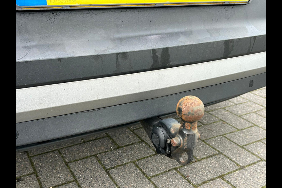 Volkswagen ID.4 First 77kWh Adap.Cruise Camera Trekhaak Pdc Android Auto Apple Carplay Stoelverwarming Navi Ecc Mirrorlink Privacy Glas Lmv Keyless DAB Origineel Nederlandse Auto 1.000KG Trekgewicht