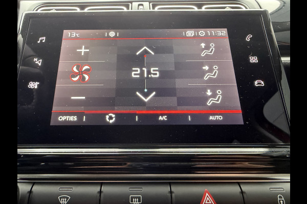 Citroën C3 82pk Max (Camera - Keyless Entry - LED - Automatische Airco - Navigatie - Apple Carplay - Parkeersensoren)