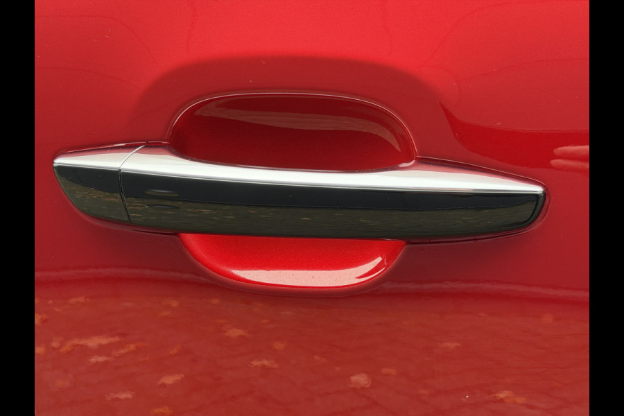 Citroën C3 82pk Max (Camera - Keyless Entry - LED - Automatische Airco - Navigatie - Apple Carplay - Parkeersensoren)