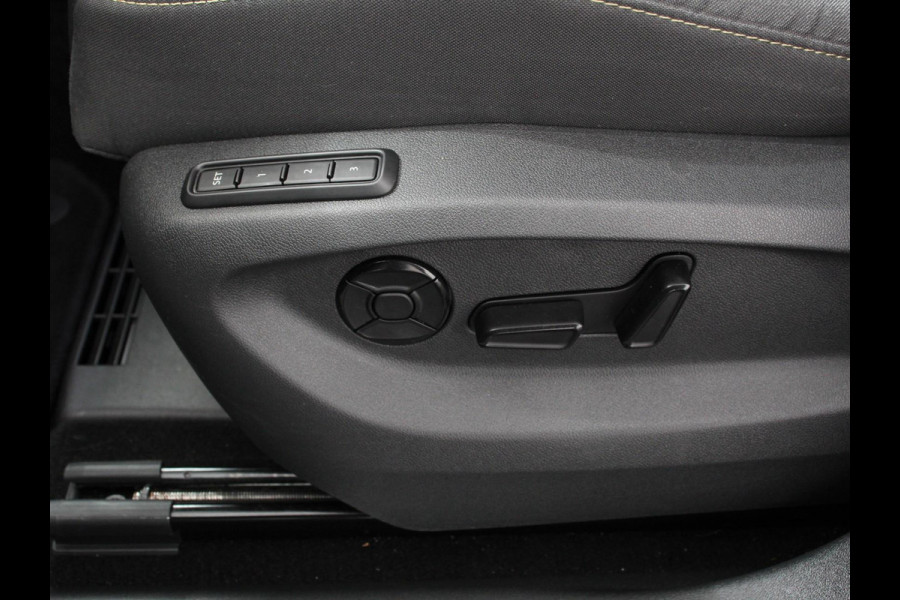 Škoda Kodiaq 1.5 TSI MHEV Automaat 7-PERS Selection | Apple Carplay / Android Auto| Digitale cockpit | Keyless | Adaptive Cruise Control | Camera | Navigatie