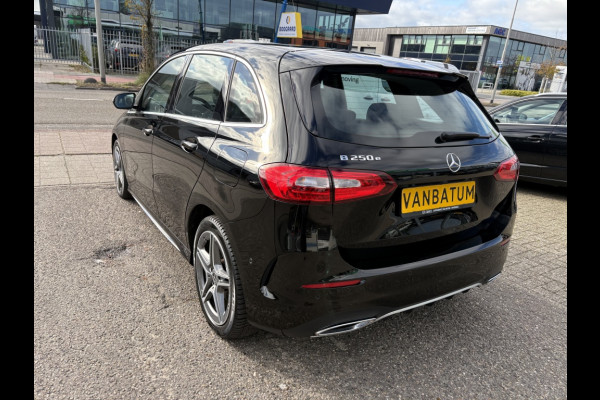 Mercedes-Benz B-Klasse 250 e Bus. Sol. AMG