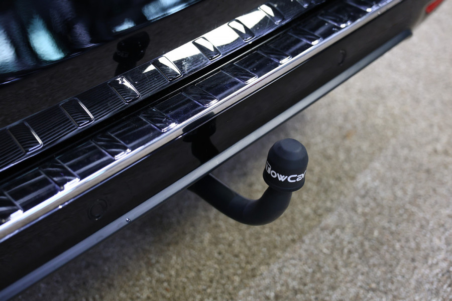 Mercedes-Benz V-Klasse V300d 4Matic XXL LUCHTVERING LEDER CARPLAY STOELVENT. '24 Er wordt ook de bank op de 3e rij bijgeleverd+ tussenschot