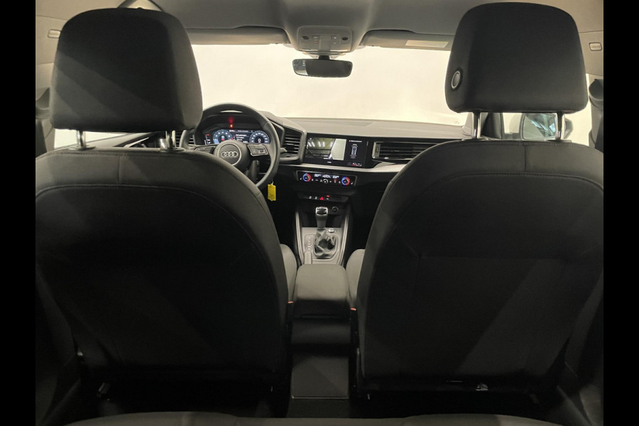 Audi A1 Sportback 30 TFSI 110pk S-Tronic Advanced edition Navigatie Apple Carplay / Android Auto Climate Control Camera Parkeer sensoren Dab