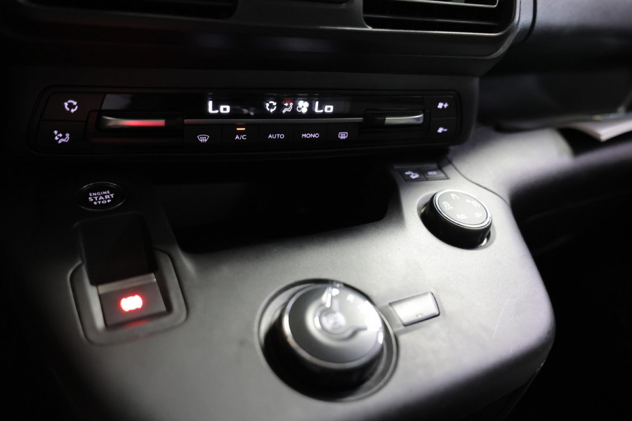 Opel Combo Life 1.2 Turbo Innovation 7pers AUTOM NAVI Carplay TREKH 360 Cam L2H1 '22