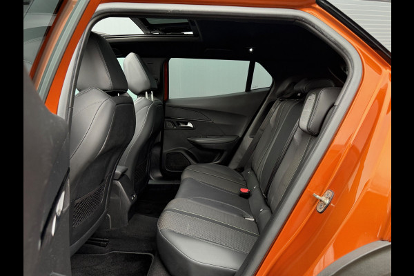 Peugeot 2008 BWJ 2021 | 1.2T 131PK GT | PANO SCHUIFDAK | VOCAL | CAMERA A | CLIMA | NAVI | CARPLAY | PRIVACY GLASS | PDC 2X | LEDER/STOF |