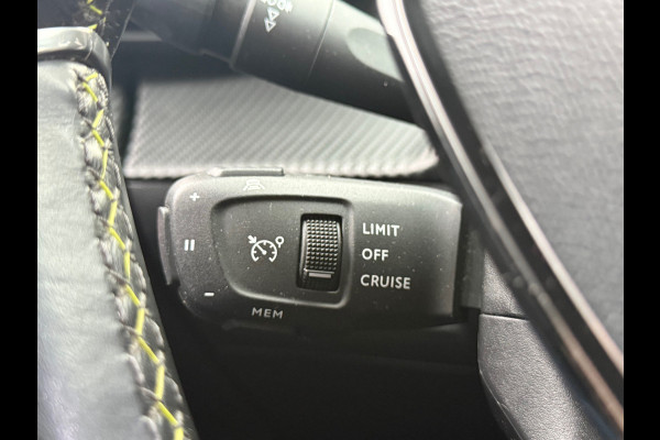 Peugeot 2008 BWJ 2021 | 1.2T 131PK GT | PANO SCHUIFDAK | VOCAL | CAMERA A | CLIMA | NAVI | CARPLAY | PRIVACY GLASS | PDC 2X | LEDER/STOF |