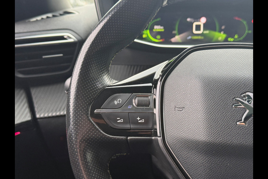 Peugeot 2008 BWJ 2021 | 1.2T 131PK GT | PANO SCHUIFDAK | VOCAL | CAMERA A | CLIMA | NAVI | CARPLAY | PRIVACY GLASS | PDC 2X | LEDER/STOF |