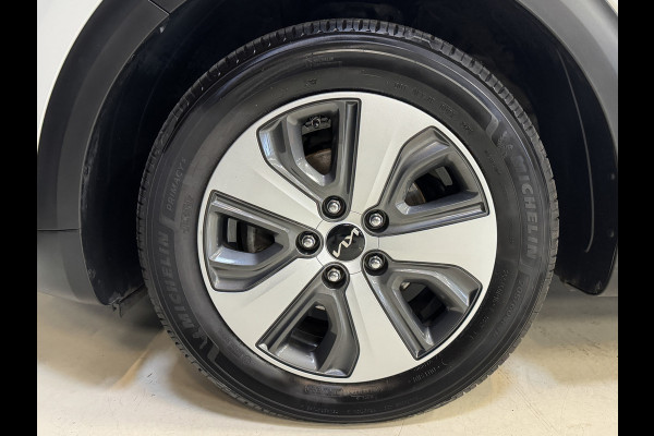 Kia Niro 1.6 GDi Hybrid ComfortLine | Camera | Trekhaak | Carplay | Clima | Cruise