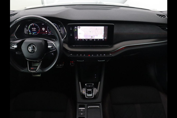 Škoda Octavia 1.4 TSI RS iV PHEV Business | Stoelverwarming | Adaptive cruise | Matrix LED | Side Assist | Camera | Carplay | Navigatie | Sfeerverlichting | Virtual Cockpit | Sportstoelen | Plug In