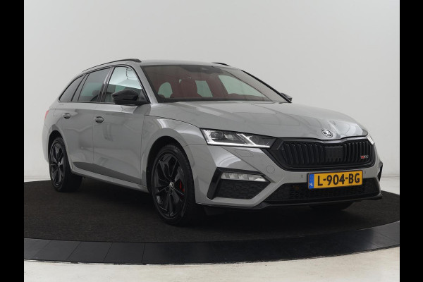 Škoda Octavia 1.4 TSI RS iV PHEV Business | Stoelverwarming | Adaptive cruise | Matrix LED | Side Assist | Camera | Carplay | Navigatie | Sfeerverlichting | Virtual Cockpit | Sportstoelen | Plug In