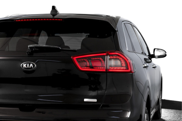 Kia Niro 1.6 GDi Hybrid First Edition - Automaat | Cruise | Stoel-+Stuurverw. | PDC | Camera | NAV | ECC | LM 16" |