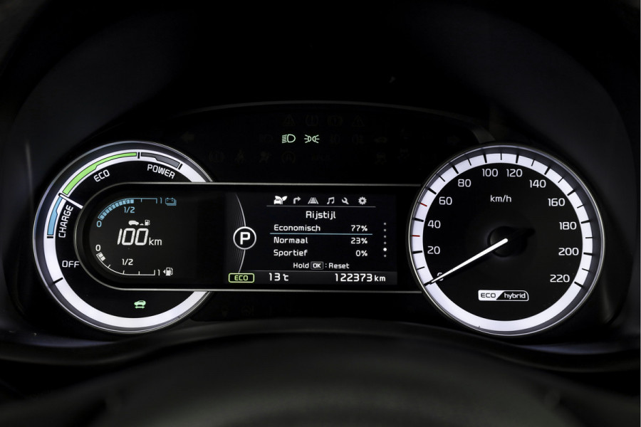 Kia Niro 1.6 GDi Hybrid First Edition - Automaat | Cruise | Stoel-+Stuurverw. | PDC | Camera | NAV | ECC | LM 16" |
