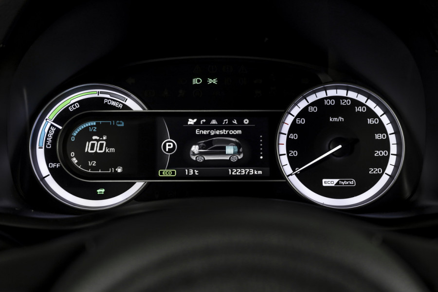 Kia Niro 1.6 GDi Hybrid First Edition - Automaat | Cruise | Stoel-+Stuurverw. | PDC | Camera | NAV | ECC | LM 16" |