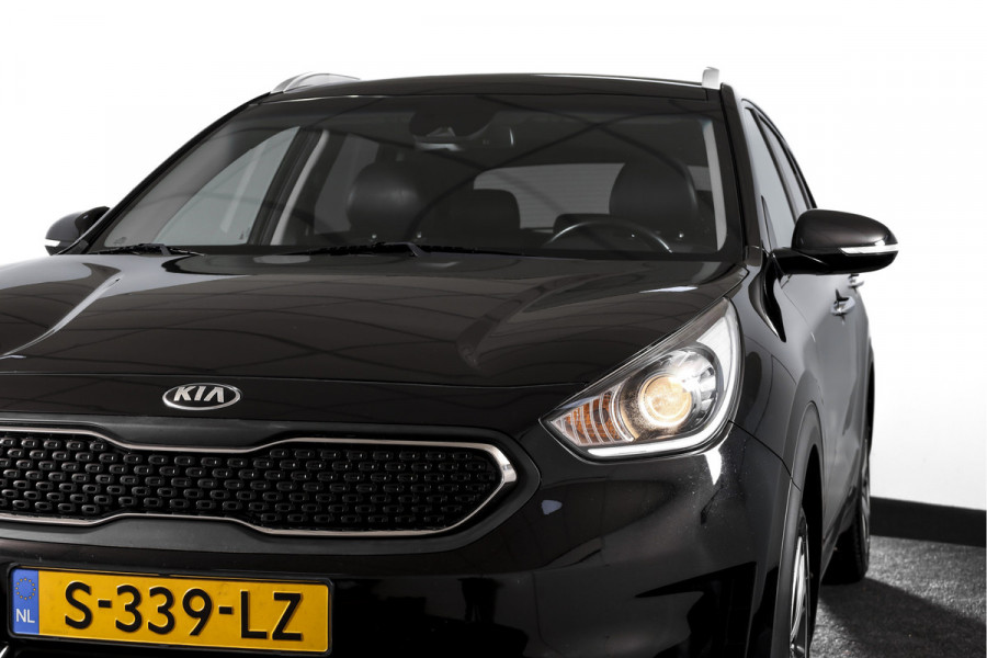 Kia Niro 1.6 GDi Hybrid First Edition - Automaat | Cruise | Stoel-+Stuurverw. | PDC | Camera | NAV | ECC | LM 16" |