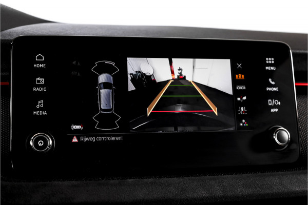 Škoda Kamiq 1.5 TSI ACT Sport Business 150 PK - Automaat | Dig. Cockpit | Cruise | Stoelverw. | PDC | Camera | App. Connect | ECC | DAB | LM 18" | 4100