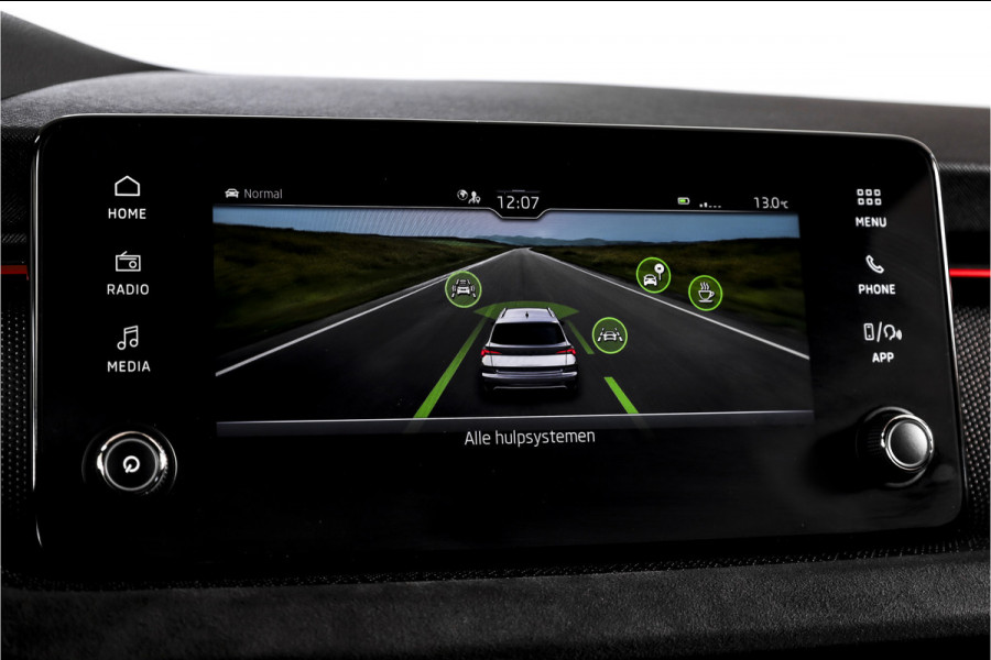 Škoda Kamiq 1.5 TSI ACT Sport Business 150 PK - Automaat | Dig. Cockpit | Cruise | Stoelverw. | PDC | Camera | App. Connect | ECC | DAB | LM 18" | 4100