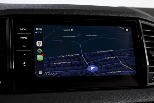 Škoda Karoq 1.5 TSI ACT 150 PK Sportline Business - Automaat | Elek. Trekhaak | Dig. Cockpit | Adapt. Cruise | PDC | Camera | NAV + App. Connect | ECC | DAB | LM 18" | 2863