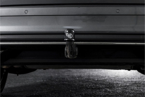 Škoda Karoq 1.5 TSI ACT 150 PK Sportline Business - Automaat | Elek. Trekhaak | Dig. Cockpit | Adapt. Cruise | PDC | Camera | NAV + App. Connect | ECC | DAB | LM 18" | 2863