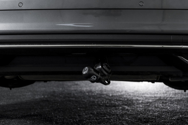 Škoda Karoq 1.5 TSI ACT 150 PK Sportline Business - Automaat | Elek. Trekhaak | Dig. Cockpit | Adapt. Cruise | PDC | Camera | NAV + App. Connect | ECC | DAB | LM 18" | 2863