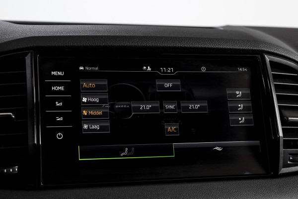 Škoda Karoq 1.5 TSI ACT 150 PK Sportline Business - Automaat | Elek. Trekhaak | Dig. Cockpit | Adapt. Cruise | PDC | Camera | NAV + App. Connect | ECC | DAB | LM 18" | 2863