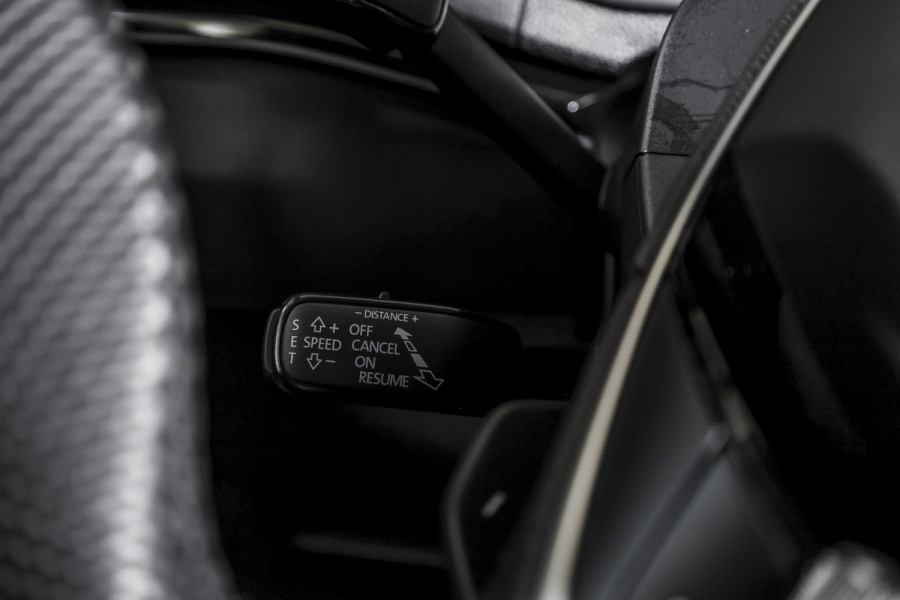 Škoda Karoq 1.5 TSI ACT 150 PK Sportline Business - Automaat | Elek. Trekhaak | Dig. Cockpit | Adapt. Cruise | PDC | Camera | NAV + App. Connect | ECC | DAB | LM 18" | 2863