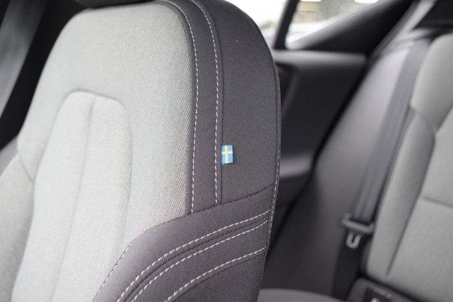 Volvo XC40 1.5 T5 Plug-in hybrid Plus Bright 263 PK PHEV, Adap. Cruise Control, Winterpakket, Camera