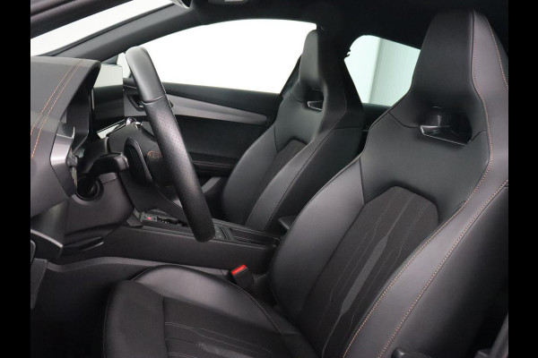 CUPRA Formentor 1.4 eHybrid VZ | 245pk | Stoelverwarming | Camera | Adaptive cruise | Sfeerverlichting | Navigatie | Keyless | 19'' | Stuurverwarming | Full LED | PHEV | Plug In