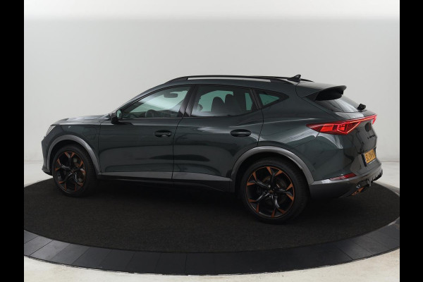 CUPRA Formentor 1.4 eHybrid VZ | 245pk | Stoelverwarming | Camera | Adaptive cruise | Sfeerverlichting | Navigatie | Keyless | 19'' | Stuurverwarming | Full LED | PHEV | Plug In