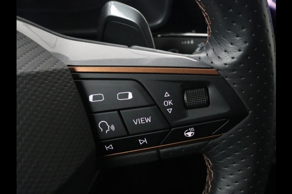 CUPRA Formentor 1.4 eHybrid VZ | 245pk | Stoelverwarming | Camera | Adaptive cruise | Sfeerverlichting | Navigatie | Keyless | 19'' | Stuurverwarming | Full LED | PHEV | Plug In